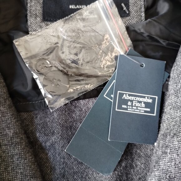 Abercrombie & Fitch Gray Shirt Jacket - Picture 8 of 13